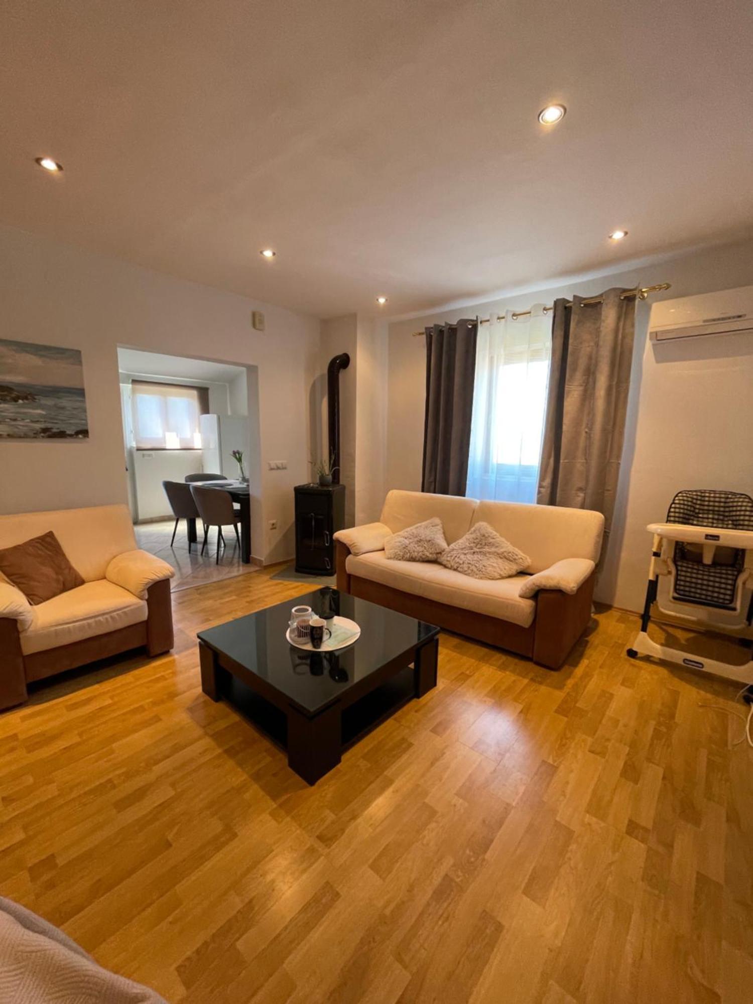 Denis Apartment Ždrelac Buitenkant foto