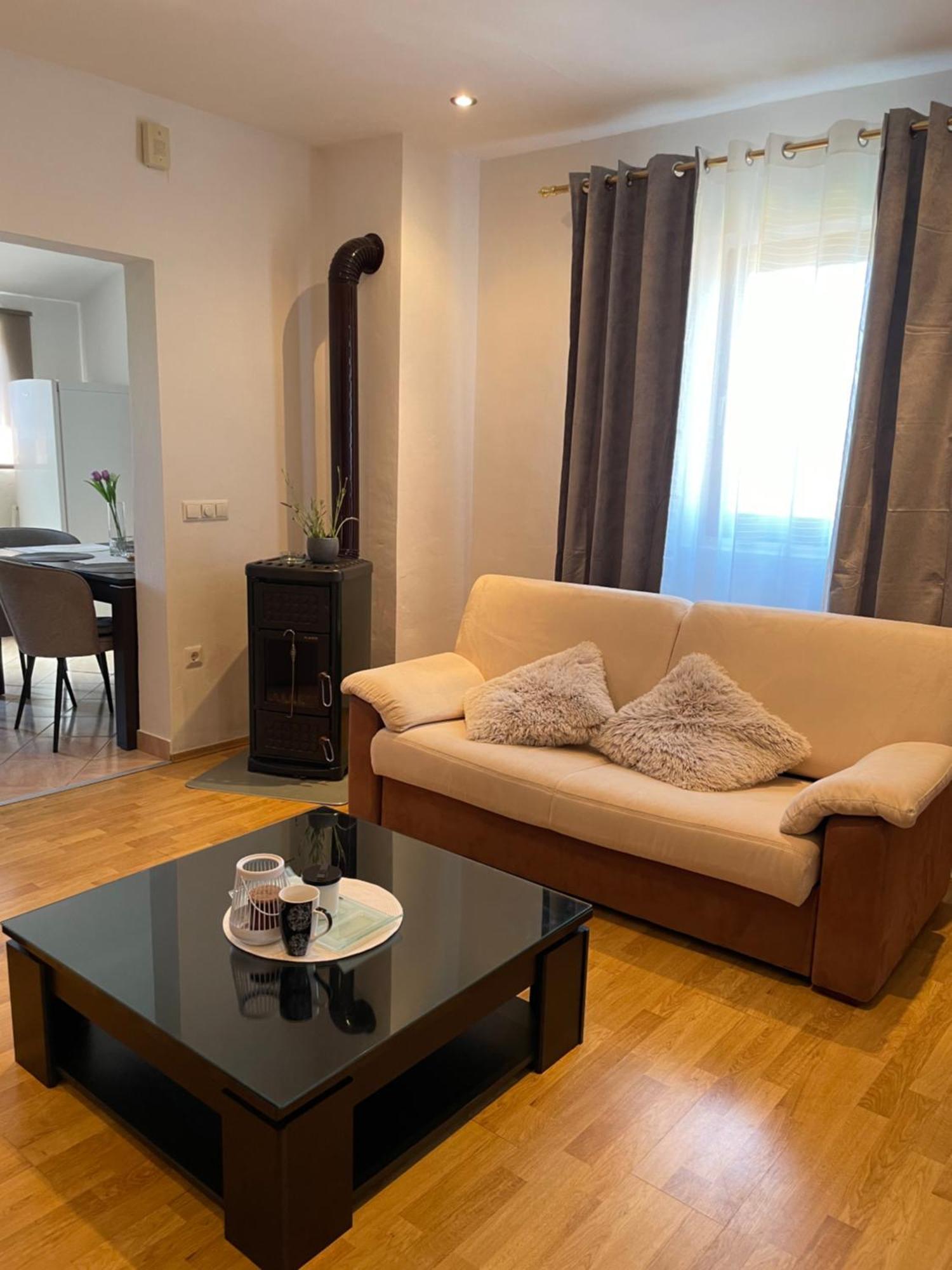 Denis Apartment Ždrelac Buitenkant foto
